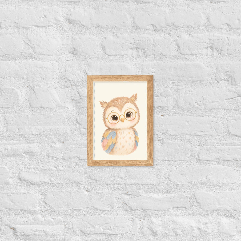 Poster chouette aquarelle encadré chêne sur mur blanc