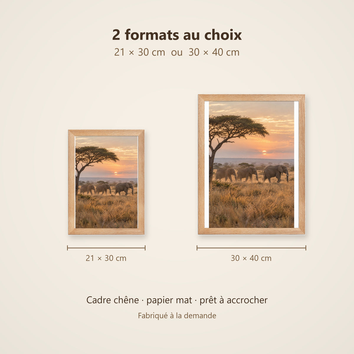 Poster Encadré Éléphants au Lever du Jour - Affiche Nature Cadre Chêne - Décoration Murale