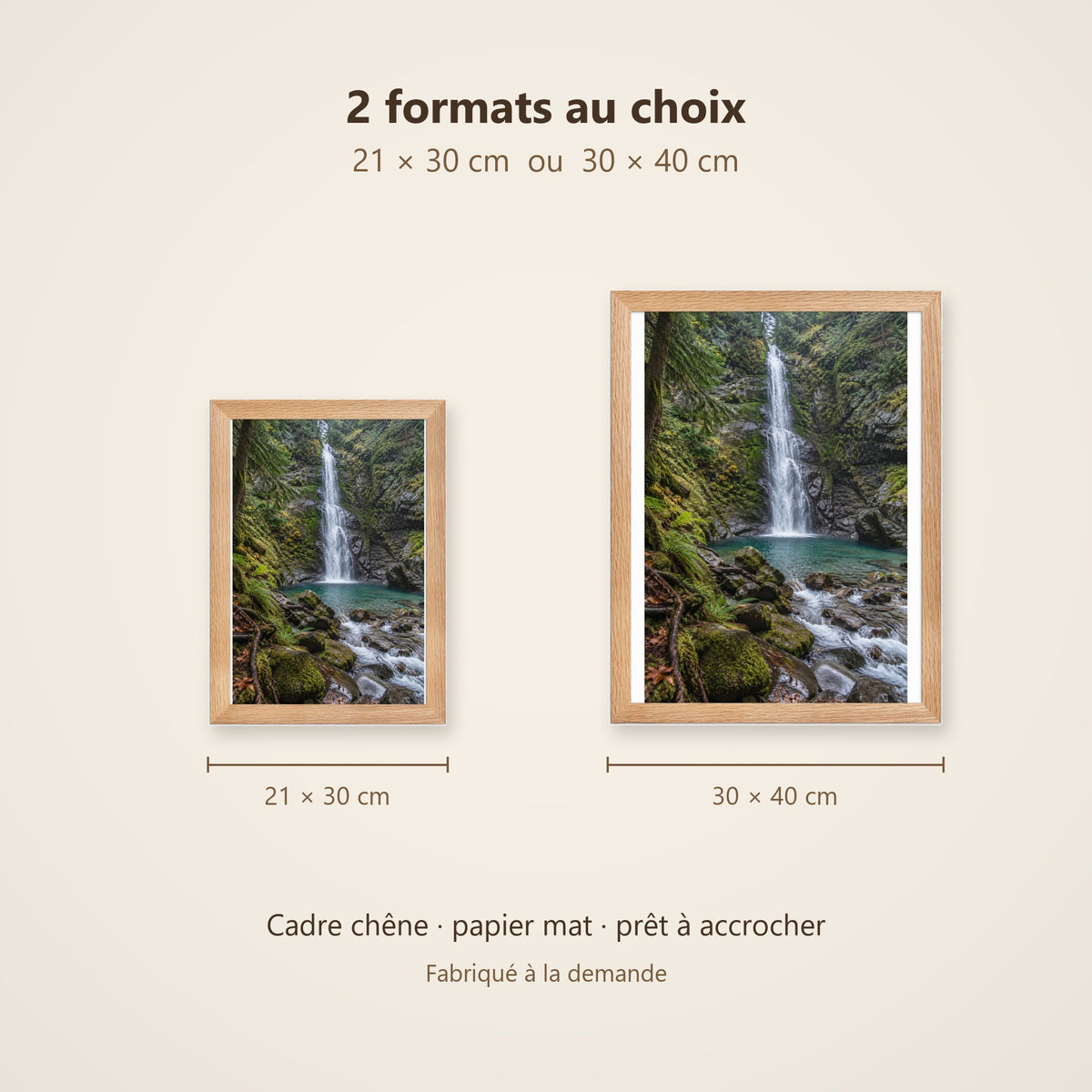 Poster Encadré Cascade en Forêt - Affiche Nature Cadre Chêne - Décoration Murale